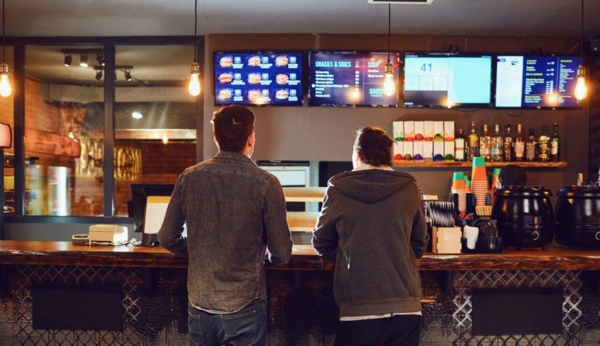 Le mobilier adapt&eacute; &agrave; la restauration rapide