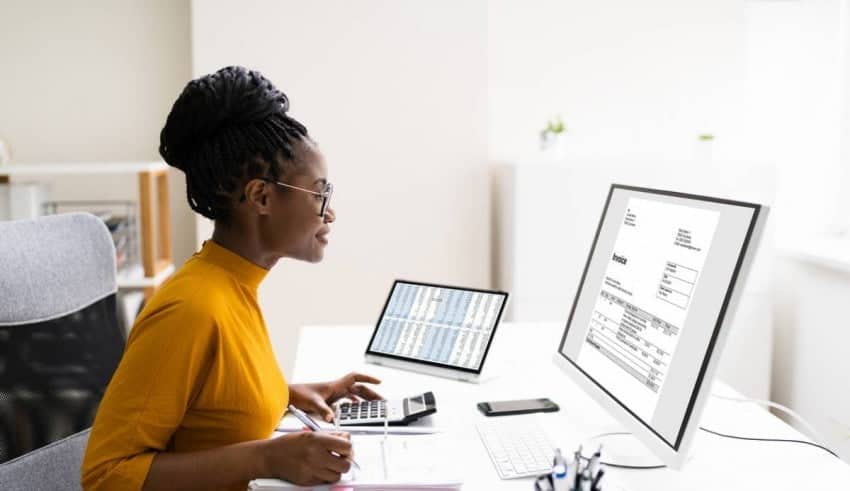 Gestion de paie : comment trouver son premier poste ?