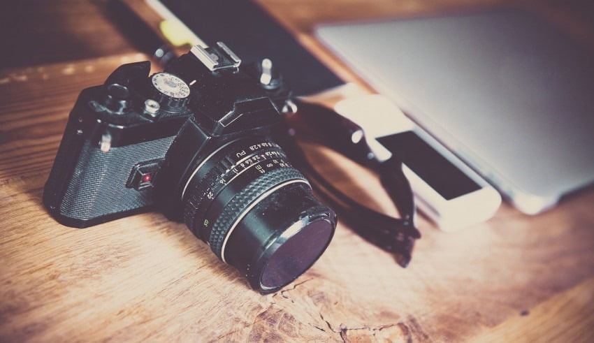 Communication en ligne : pourquoi faire appel &agrave; un portraitiste pour les photos de son &eacute;quipe