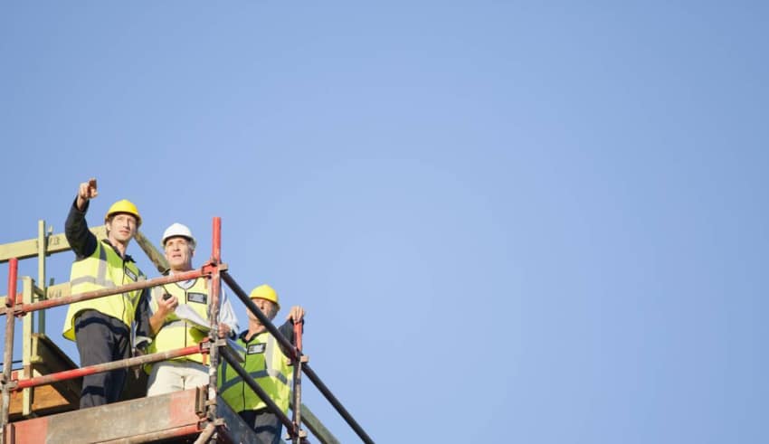 Travaux : pourquoi le garde-corps est important ?