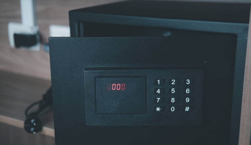 Installation d’un coffre-fort dans l’entreprise : comment faire ?