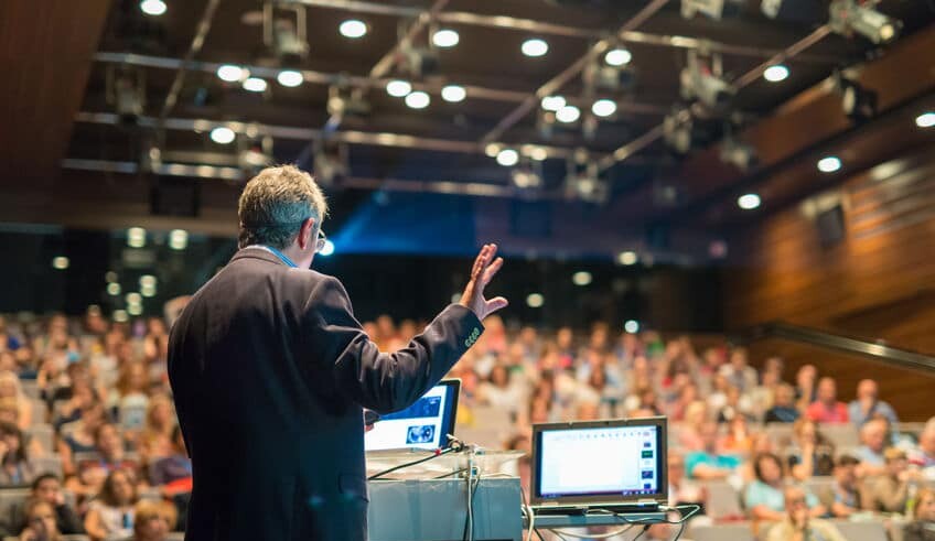 Pourquoi engager un conf&eacute;rencier d&rsquo;entreprise pour votre &eacute;v&egrave;nement&thinsp;?
