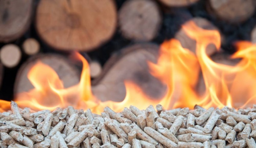 Chaudi&egrave;re &agrave; granul&eacute;s ou &agrave; bois : le comparatif