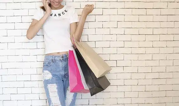 Pourquoi utiliser des sacs publicitaires personnalis&eacute;s en entreprise ?