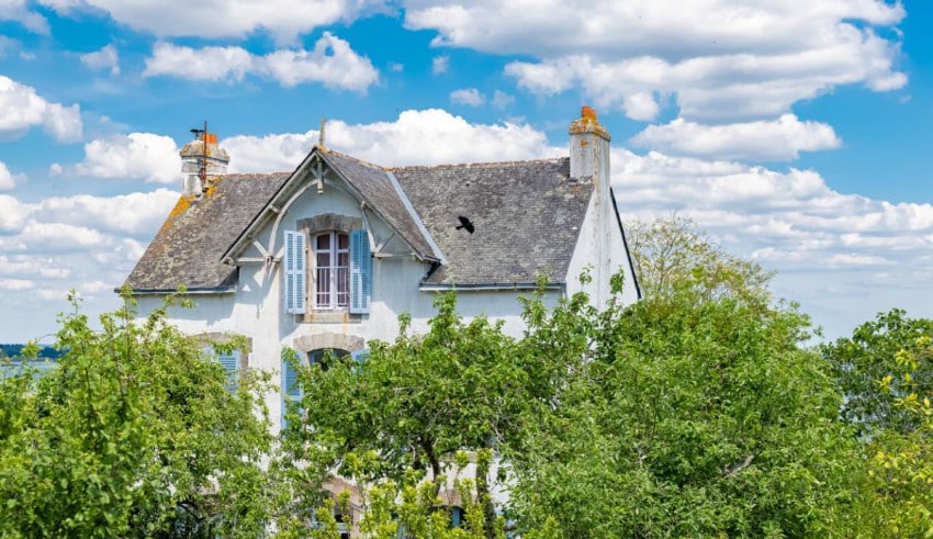 R&eacute;sidence secondaire : en France ou &agrave; l’&eacute;tranger ?