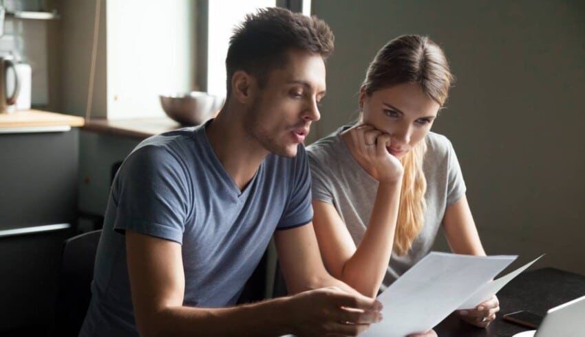 Regroupement de cr&eacute;dits : les avantages et les inconv&eacute;nients