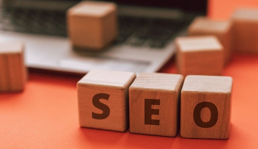 Comment choisir son consultant SEO&thinsp;?