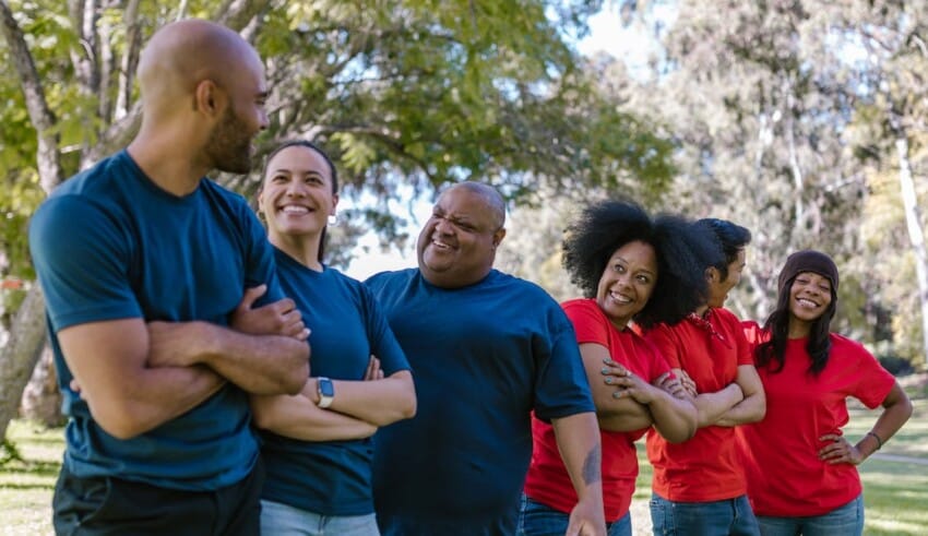 Les avantages des tee-shirts personnalis&eacute;s pour les entreprises