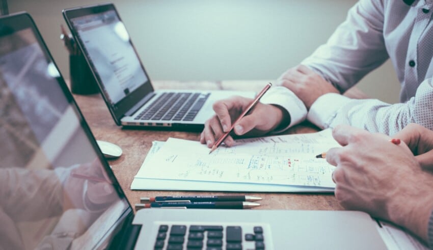 &Eacute;valuation des risques et b&eacute;n&eacute;fices lors de l’expansion d’une entreprise : strat&eacute;gies pour entrepreneurs et startups