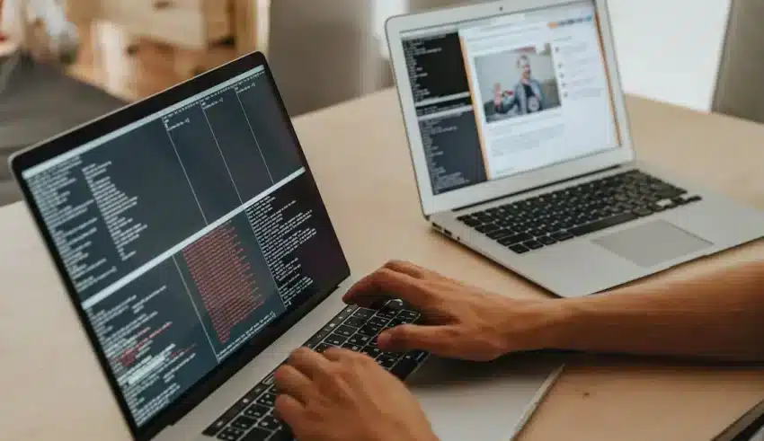 Entreprise : Pourquoi opter pour l&rsquo;externalisation de la gestion de son parc informatique&thinsp;?