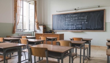 Éducation en France : L’objectif d’un million d’apprentis en 2027 s’éloigne sous Macron