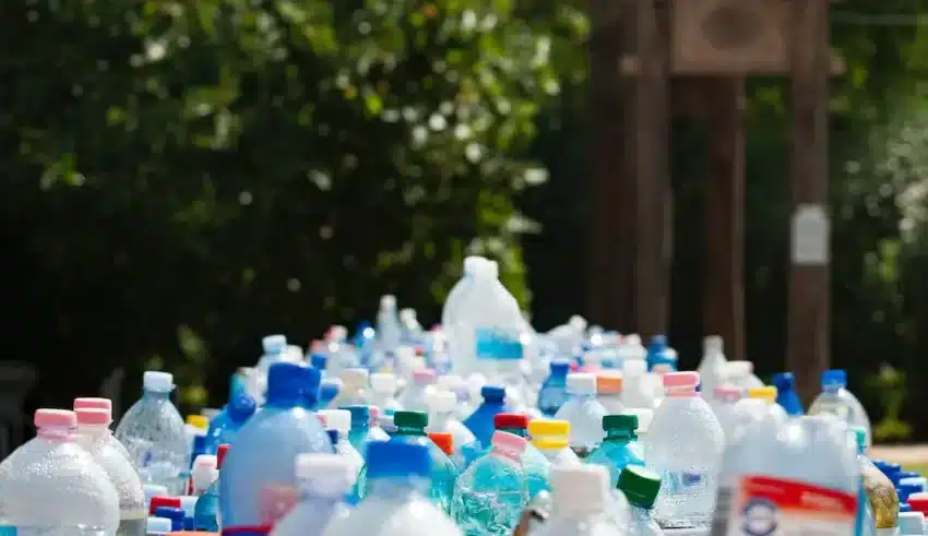 O&ugrave; acheter des bouteilles plastique pour pro&thinsp;?