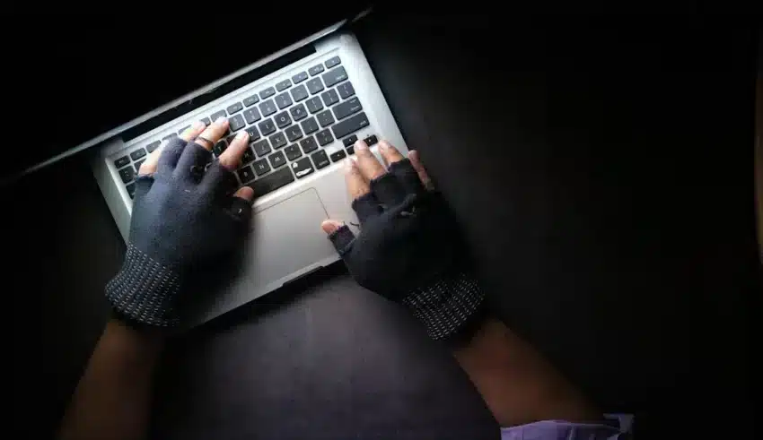 Les assurances li&eacute;es aux risques du digital&nbsp;: comment prot&eacute;ger votre entreprise&thinsp;?