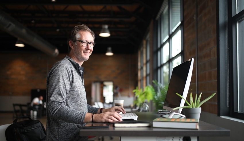 En 2024, il est fondamental d’installer du mobilier de bureau ergonomique et adapt&eacute; dans son entreprise