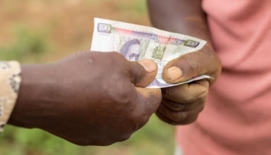 découvrez les stratégies d'investissement durable qui allient rentabilité et responsabilité sociale. apprenez comment contribuer à un avenir meilleur tout en faisant croître votre patrimoine.