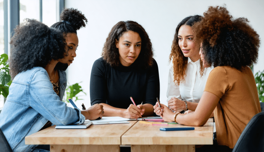 Les Fran&ccedil;ais manifestent une volont&eacute; accrue de se lancer dans l’entrepreneuriat, bien que des disparit&eacute;s subsistent