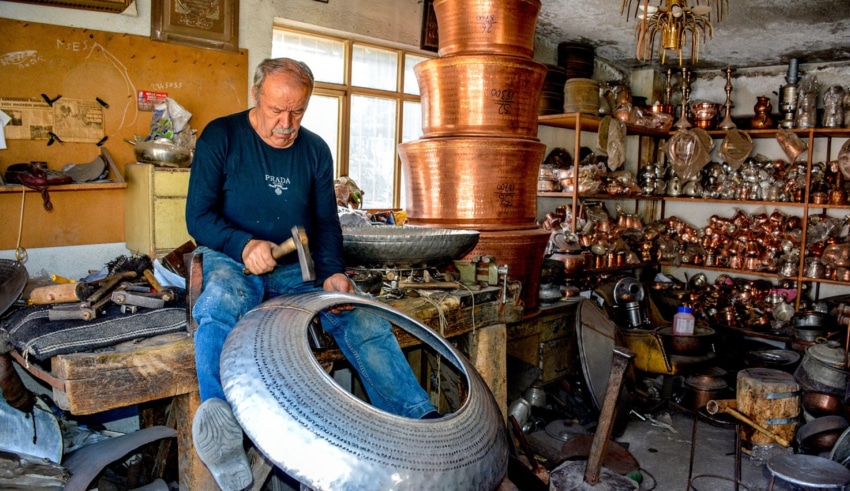 Chaudronnier : un m&eacute;tier cl&eacute; de l&rsquo;industrie fran&ccedil;aise
