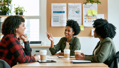 découvrez comment le comité d'entreprise ce orange fonctionne et quels sont ses avantages pour les salariés. informez-vous sur les services, les activités et les opportunités offertes par le ce pour améliorer votre quotidien professionnel et personnel.