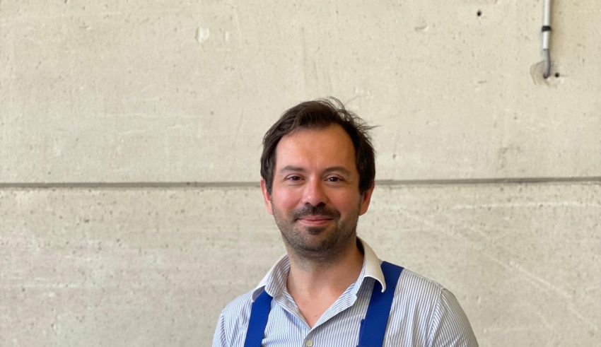 De l&rsquo;a&eacute;ronautique &agrave; la menuiserie ext&eacute;rieure : l&rsquo;itin&eacute;raire de Julien Barth&egrave;s, ing&eacute;nieur devenu artisan