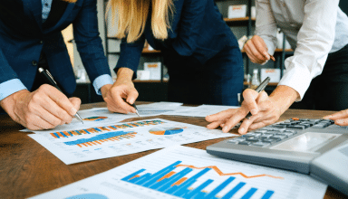découvrez les principaux enjeux fiscaux liés à la cotisation foncière des entreprises (cfe). comprenez son fonctionnement, ses modalités de calcul et son impact sur les professionnels afin d’optimiser votre fiscalité.