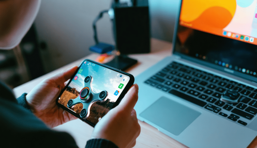 Spinner Google et l&rsquo;usage ludique dans les environnements num&eacute;riques