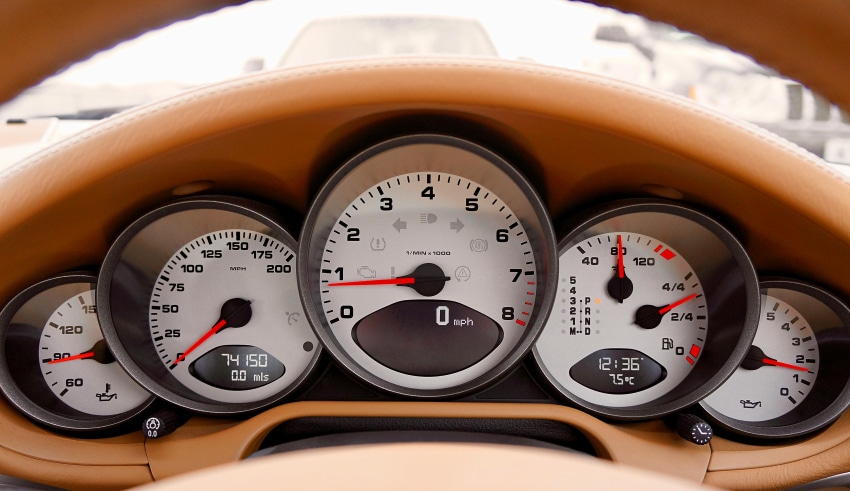 Pi&egrave;ces auto en ligne : conseils pratiques, pi&egrave;ges &agrave; &eacute;viter et plateformes fiables