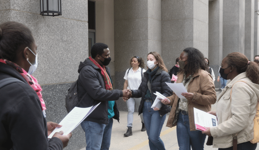 Un engagement politique d&eacute;cisif n&eacute;cessaire pour &eacute;liminer l’&eacute;cart salarial entre femmes et hommes avant 2167