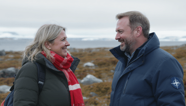 suivez en direct la discussion entre mette frederiksen, première ministre du danemark, et mark rutte, secrétaire général de l’otan, depuis le groenland, sur les enjeux géopolitiques actuels.