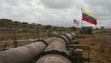 découvrez l'histoire complexe des relations entre le venezuela et les états-unis, marquée par un siècle de tensions et d'enjeux autour du pétrole.
