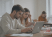 Lyc&eacute;e connect&eacute; : l’&eacute;volution de l’environnement num&eacute;rique de travail en milieu scolaire