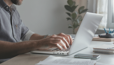 découvrez comment swisstransfer assure la sécurité de vos fichiers grâce à des protocoles robustes et offre des capacités optimales pour le transfert rapide et fiable de vos données.