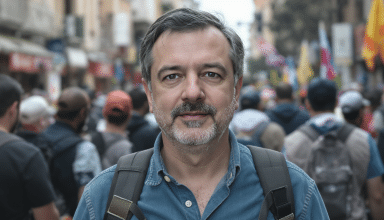 thomas piketty exhorte la gauche à retrouver son ambition égalitaire historique et à rassembler les classes populaires sur l'ensemble du territoire pour défendre la justice sociale.